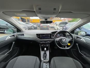 Used Volkswagen Polo 2018 for sale - 75609721: Photo