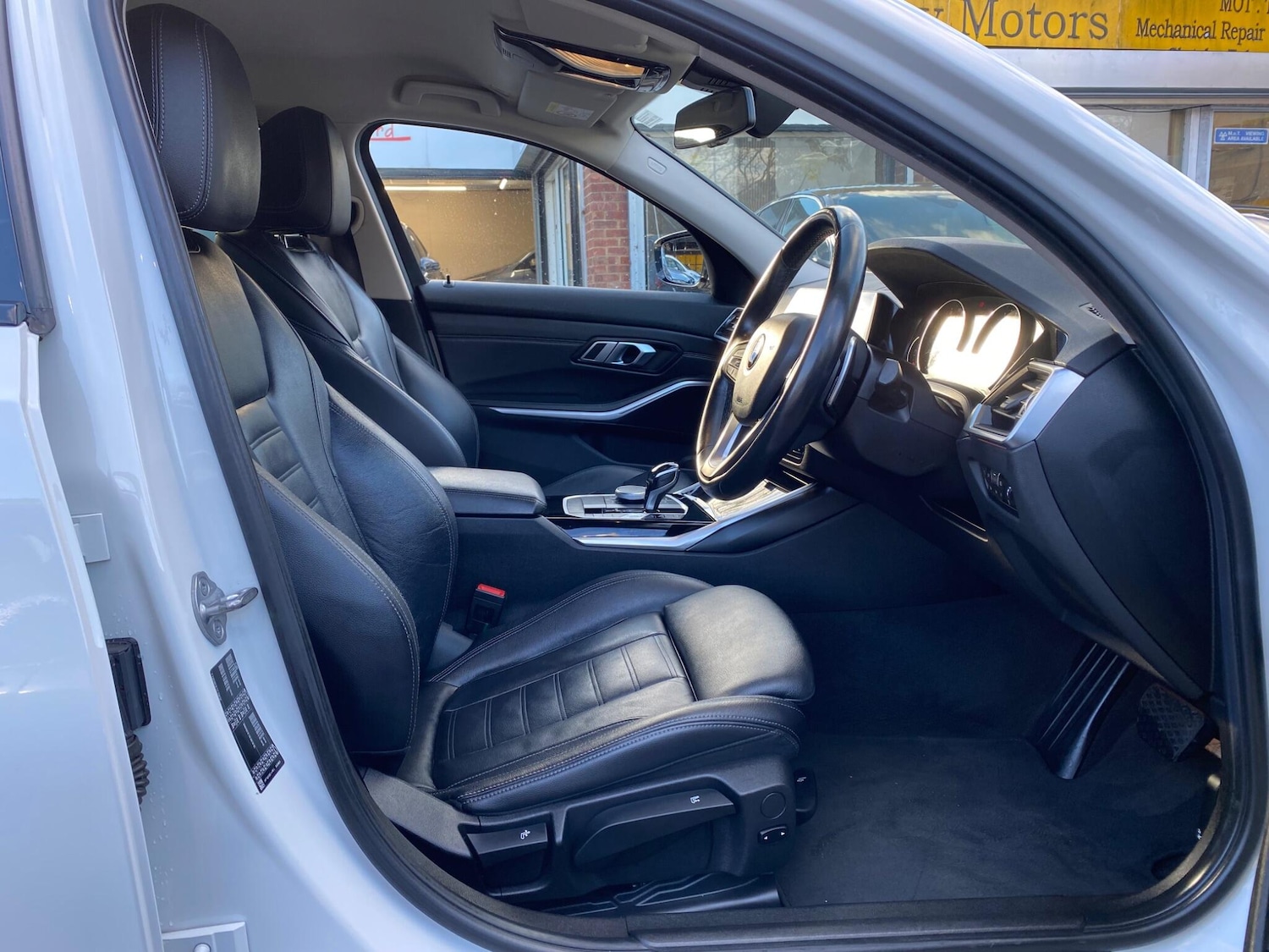 Used BMW 3 Series 2019 for sale - 77039998: Photo 17