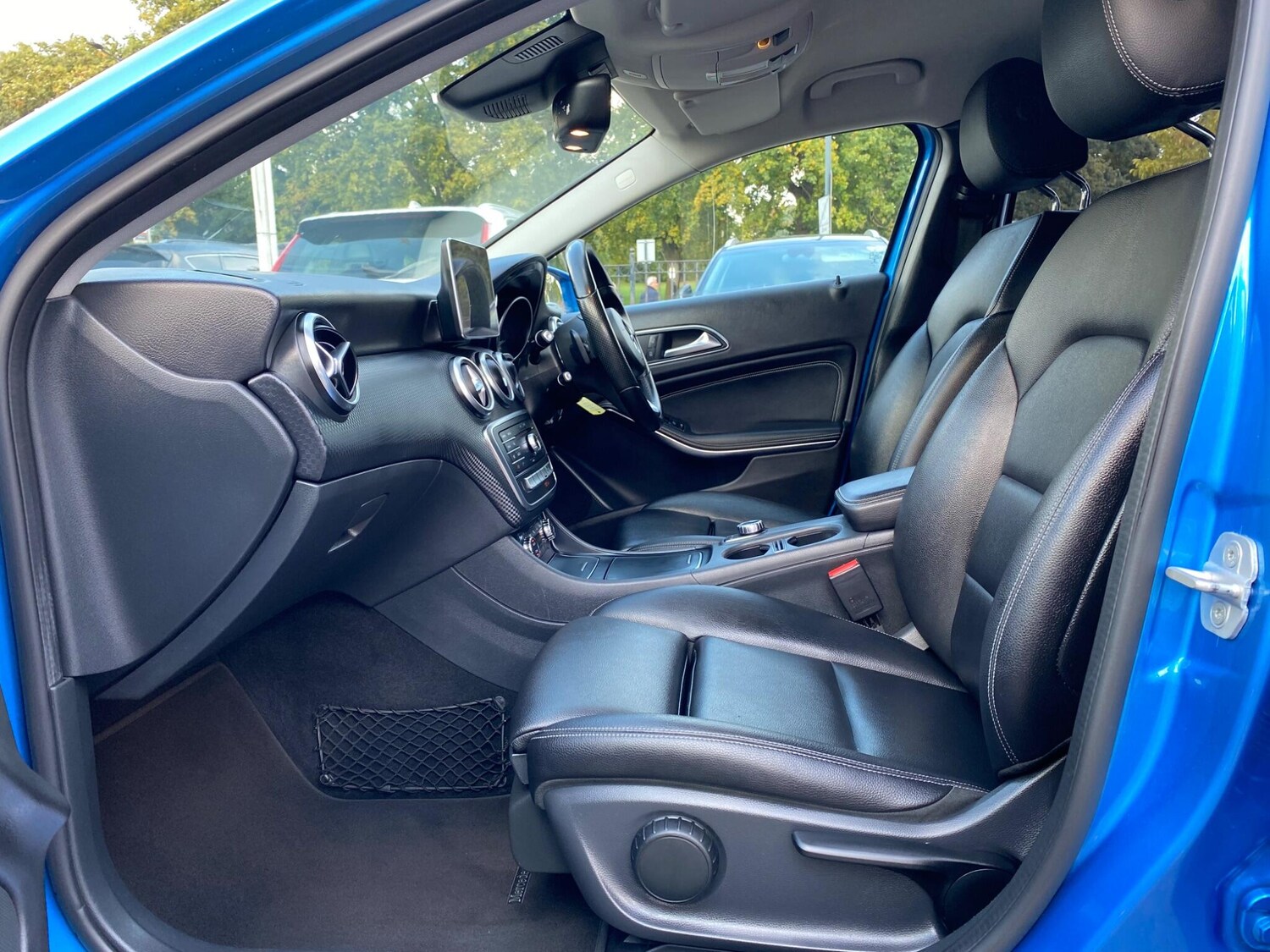 Used Mercedes-Benz A-Class 2015 for sale - 76099251: Photo 36