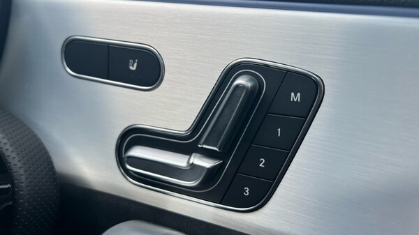 Used Mercedes-Benz A-Class 2024 for sale - 75534244: Photo 32