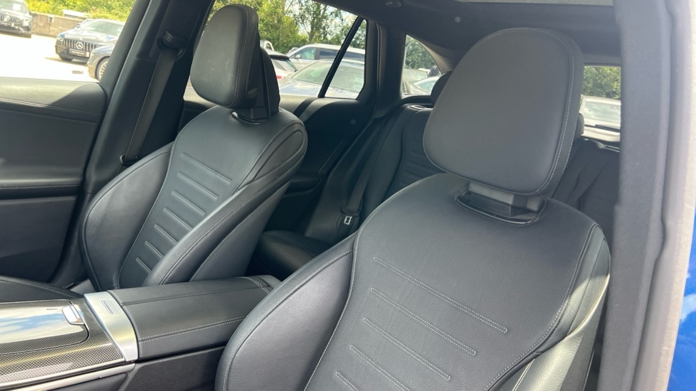 Used Mercedes-Benz GLC 2023 for sale - 76146099: Photo 14