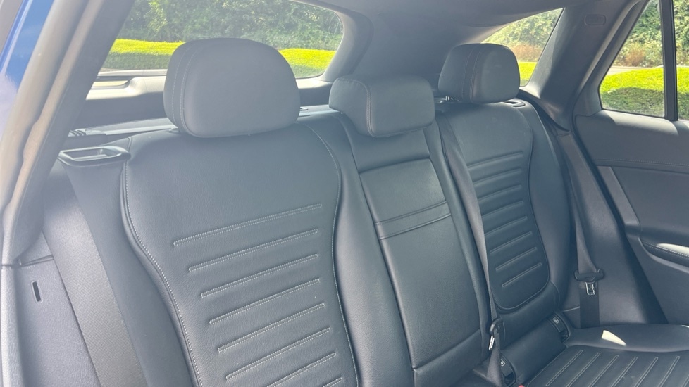 Used Mercedes-Benz GLC 2023 for sale - 76146099: Photo 15