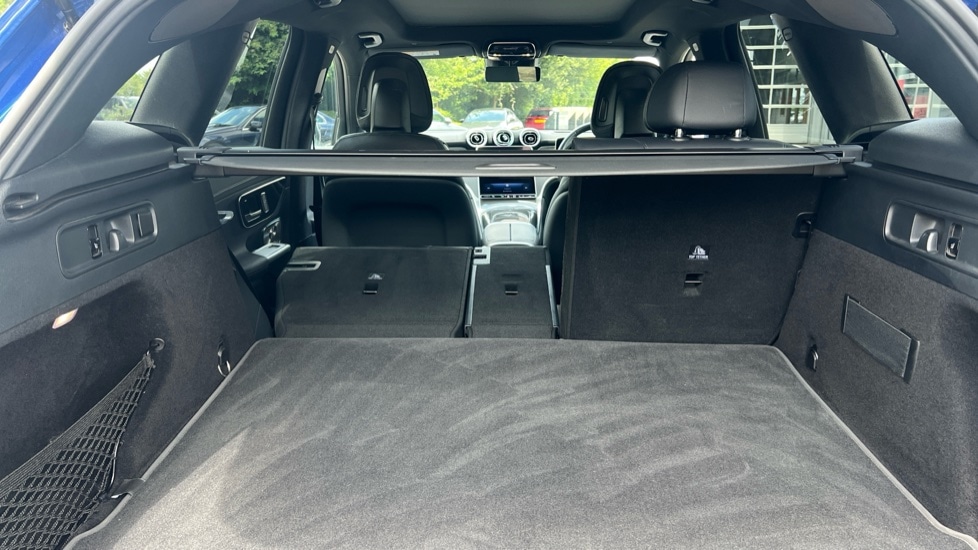 Used Mercedes-Benz GLC 2023 for sale - 76146099: Photo 28