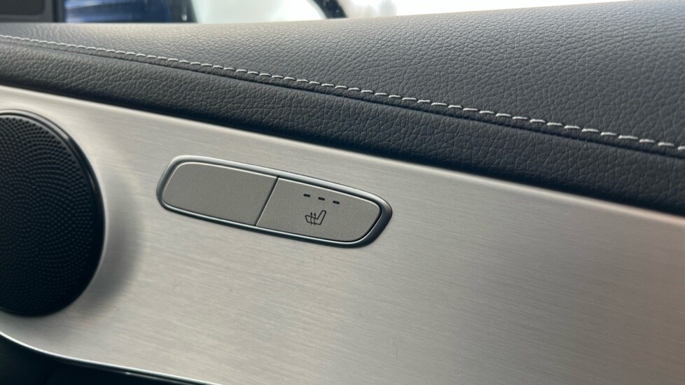 Used Mercedes-Benz GLC 2021 for sale - 76586990: Photo 33