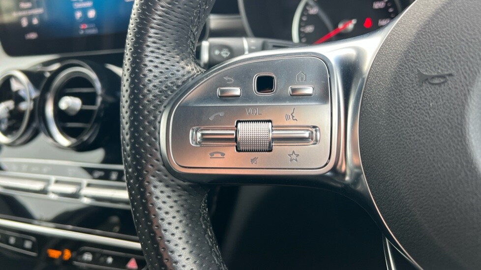 Used Mercedes-Benz GLC 2021 for sale - 76586990: Photo 37