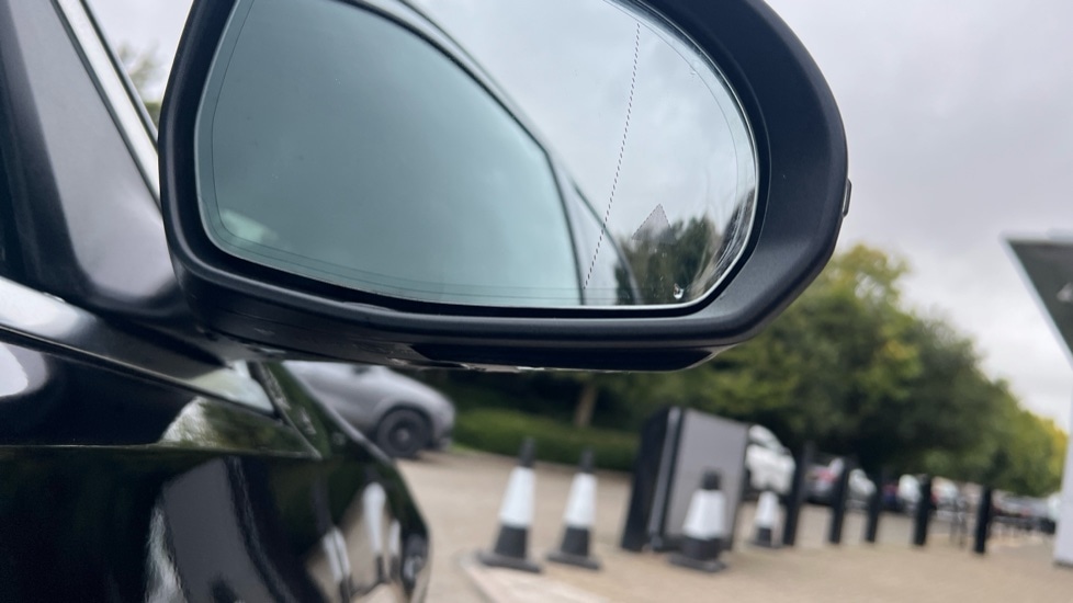 Used Mercedes-Benz C Class 2022 for sale - 76552459: Photo 34