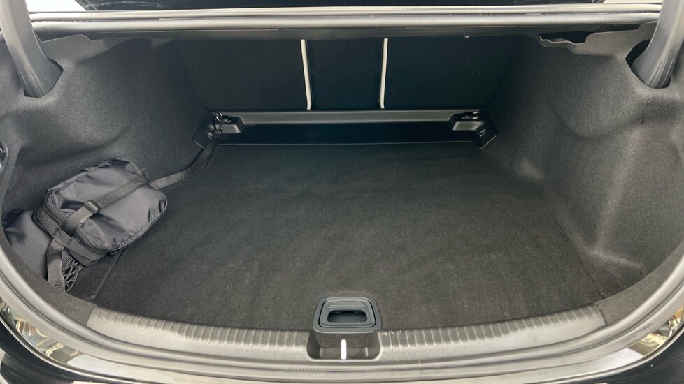 Used Mercedes-Benz C Class 2025 for sale - 77005171: Photo 17