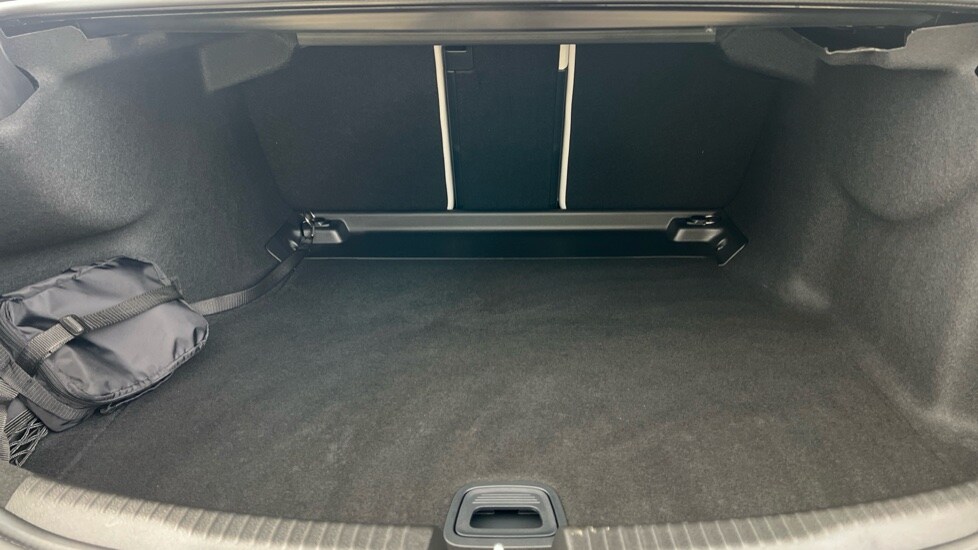 Used Mercedes-Benz C Class 2025 for sale - 77005171: Photo 18