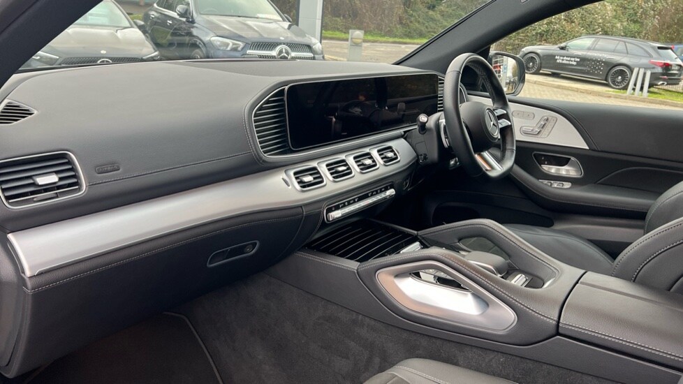 Used Mercedes-Benz GLE 2025 for sale - 76874390: Photo 11