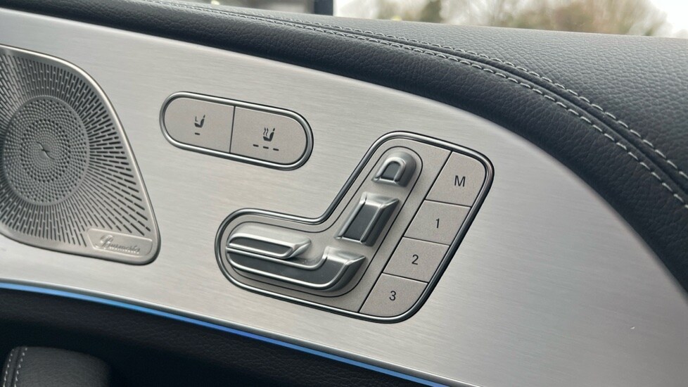 Used Mercedes-Benz GLE 2025 for sale - 76874390: Photo 33