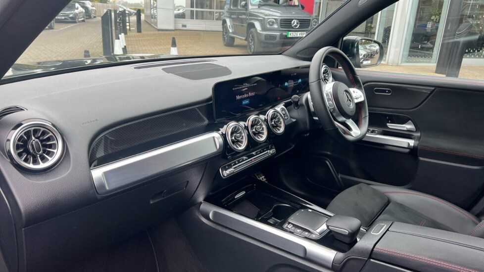 Used Mercedes-Benz GLB 2023 for sale - 76062331: Photo 11