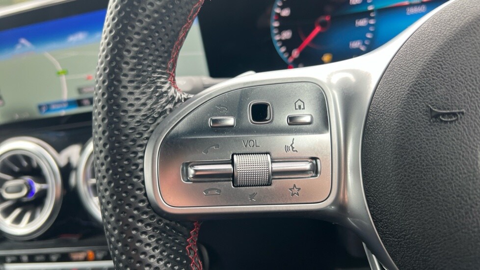 Used Mercedes-Benz GLB 2023 for sale - 76062331: Photo 35