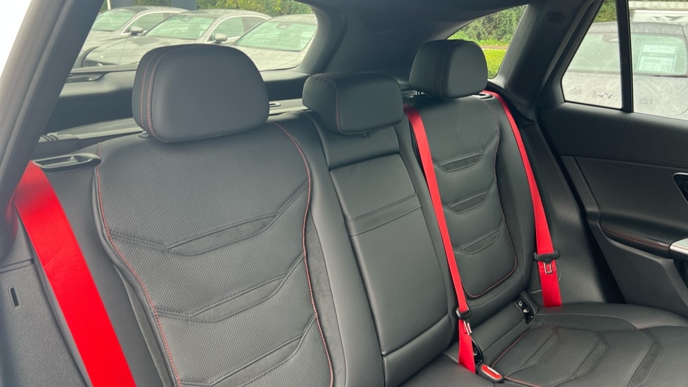 Used Mercedes-Benz GLC 2024 for sale - 76575233: Photo 15