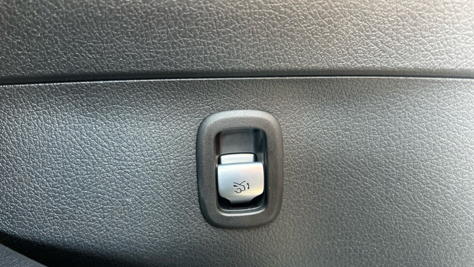 Used Mercedes-Benz C-Class 2025 for sale - 76124293: Photo 37