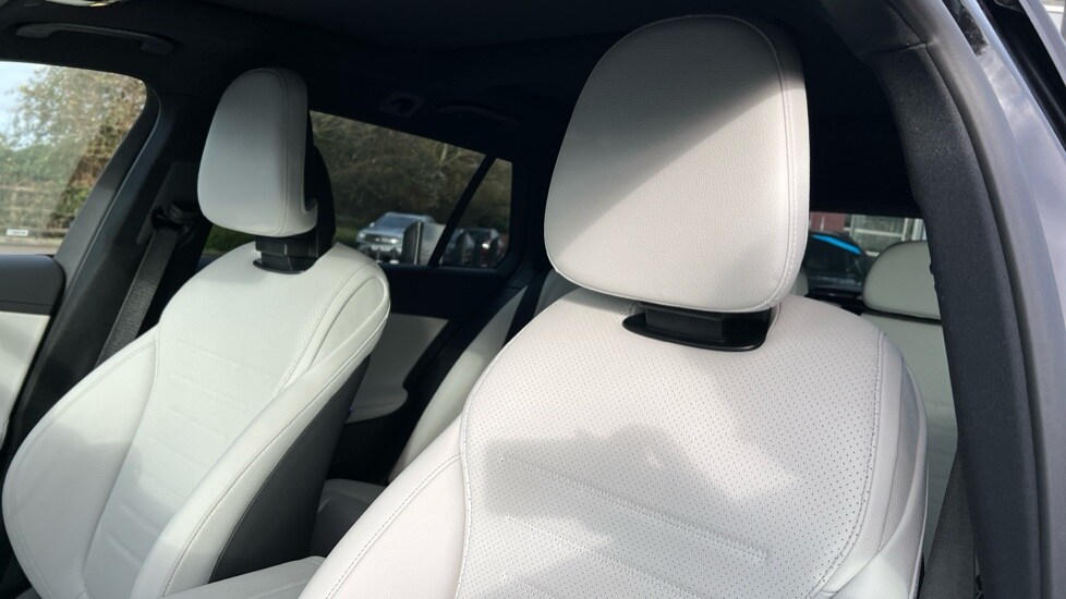 Used Mercedes-Benz C Class 2025 for sale - 77031454: Photo 14