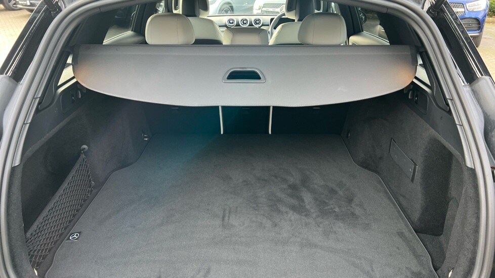 Used Mercedes-Benz C Class 2025 for sale - 77031454: Photo 17