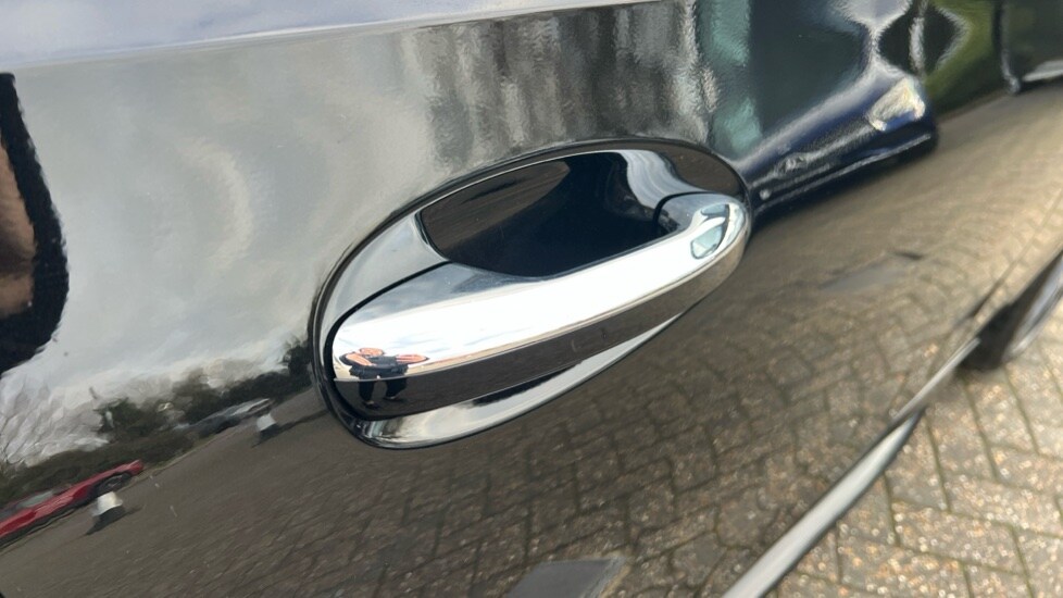 Used Mercedes-Benz C Class 2025 for sale - 77031454: Photo 30