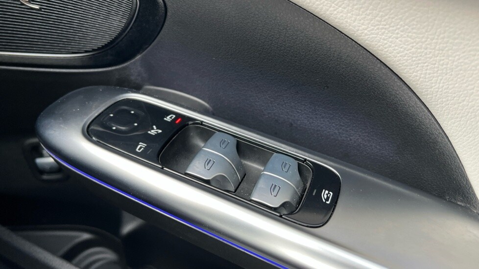 Used Mercedes-Benz C Class 2025 for sale - 77031454: Photo 32