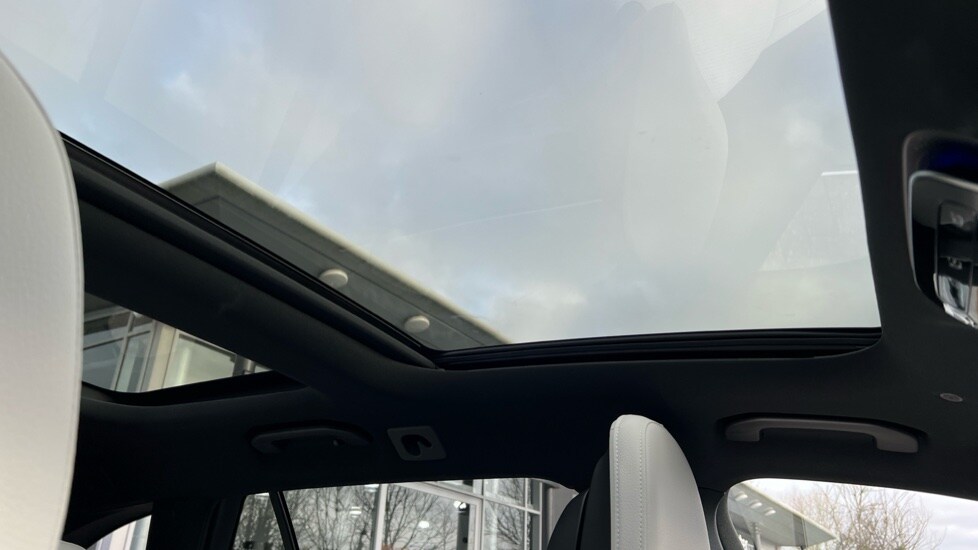 Used Mercedes-Benz C Class 2025 for sale - 77031454: Photo 46