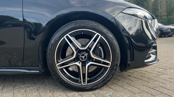 Used Mercedes-Benz A-Class 2021 for sale - 76302385: Photo 5