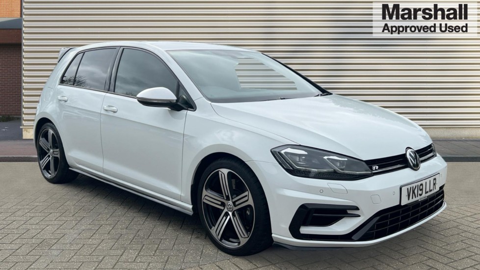 Used Volkswagen Golf 2019 for sale - 76442082: Photo 1