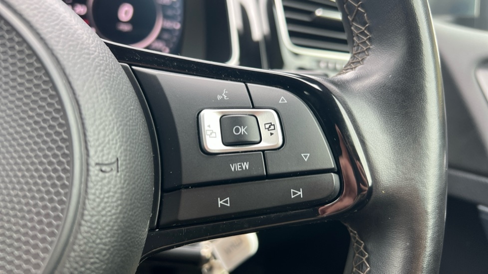 Used Volkswagen Golf 2019 for sale - 76442082: Photo 21