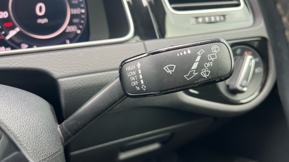 Used Volkswagen Golf 2019 for sale - 76442082: Photo 23