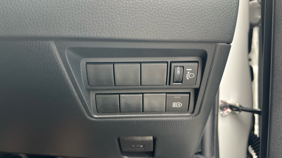 Used Toyota Yaris 2023 for sale - 76255046: Photo 26