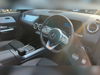 Used Mercedes-Benz EQA 2021 for sale - 76544430: Photo