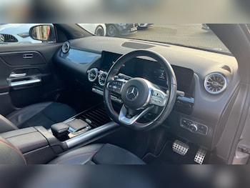 Used Mercedes-Benz GLA 2021 for sale - 76593684: Photo