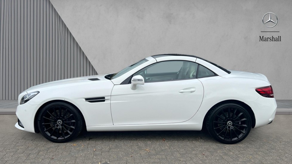 Used Mercedes-Benz SLC 2017 for sale - 76452359: Photo 10