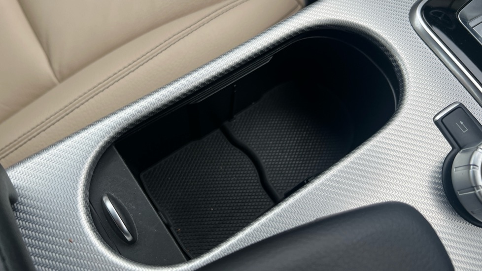 Used Mercedes-Benz SLC 2017 for sale - 76452359: Photo 38