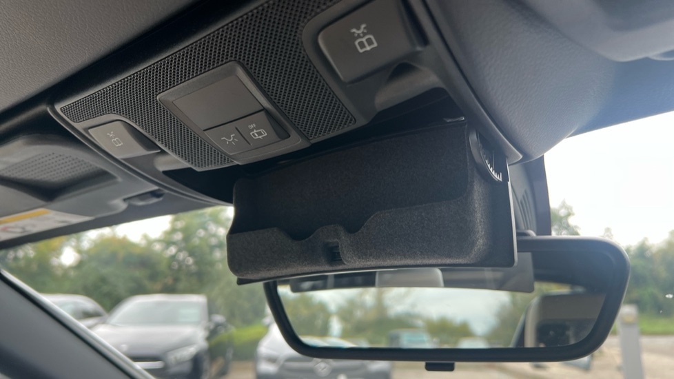 Used Mercedes-Benz SLC 2017 for sale - 76452359: Photo 46