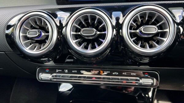 Used Mercedes-Benz CLA 2025 for sale - 76086587: Photo 41
