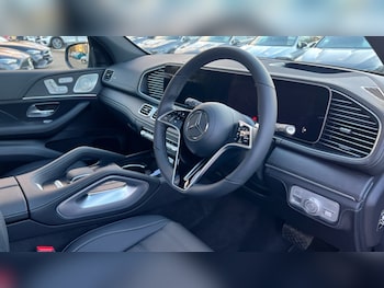 Used Mercedes-Benz GLE 2025 for sale - 76660781: Photo