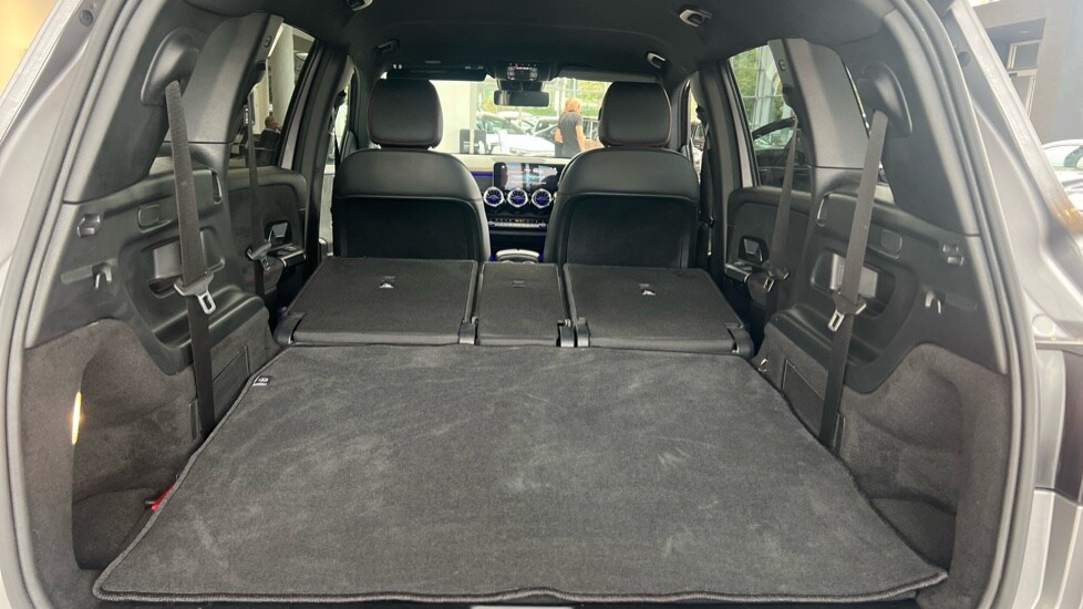 Used Mercedes-Benz EQB 2022 for sale - 76691391: Photo 18