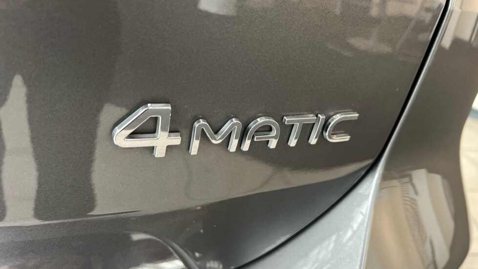 Used Mercedes-Benz EQB 2022 for sale - 76691391: Photo 37