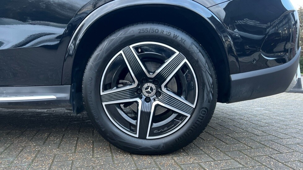 Used Mercedes-Benz GLC 2024 for sale - 76874370: Photo 26