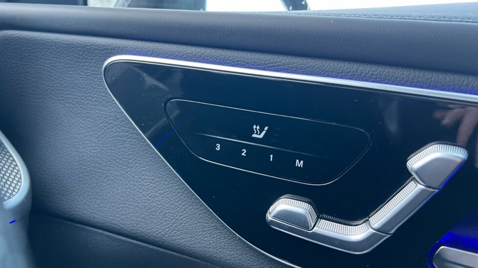 Used Mercedes-Benz GLC 2024 for sale - 76874370: Photo 32