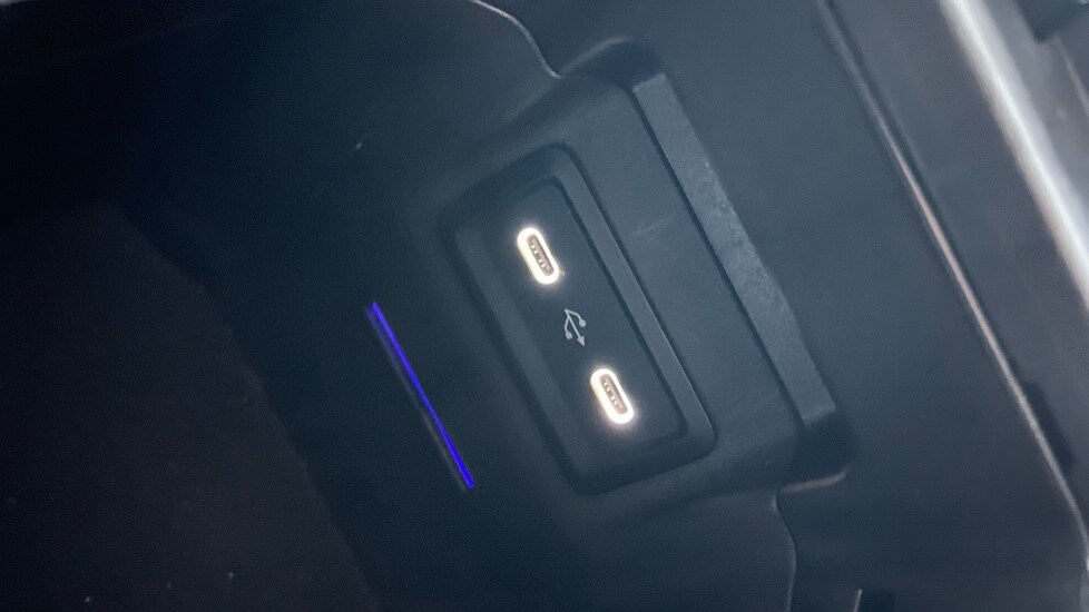 Used Mercedes-Benz GLC 2024 for sale - 76874370: Photo 44