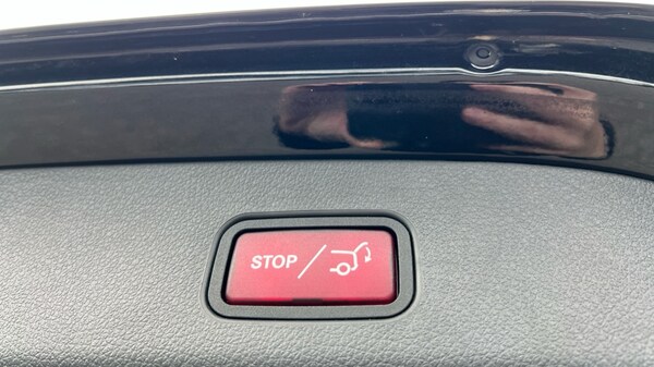 Used Mercedes-Benz GLC 2023 for sale - 76297548: Photo 28