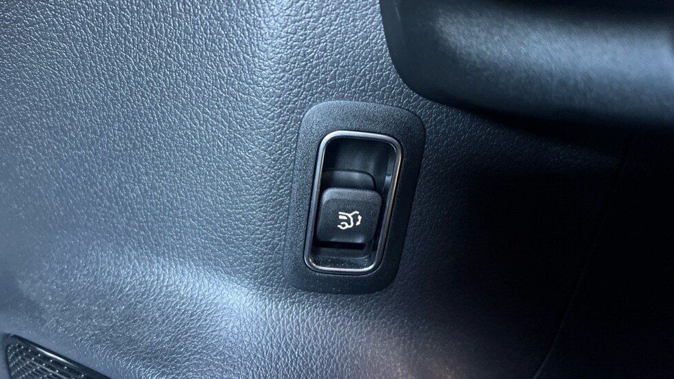 Used Mercedes-Benz GLA 2020 for sale - 76007630: Photo 34
