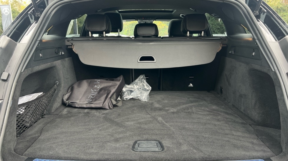 Used Mercedes-Benz EQC 2023 for sale - 76552465: Photo 18