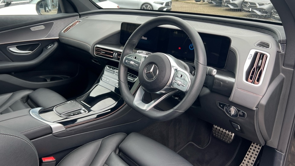 Used Mercedes-Benz EQC 2023 for sale - 76552465: Photo 3