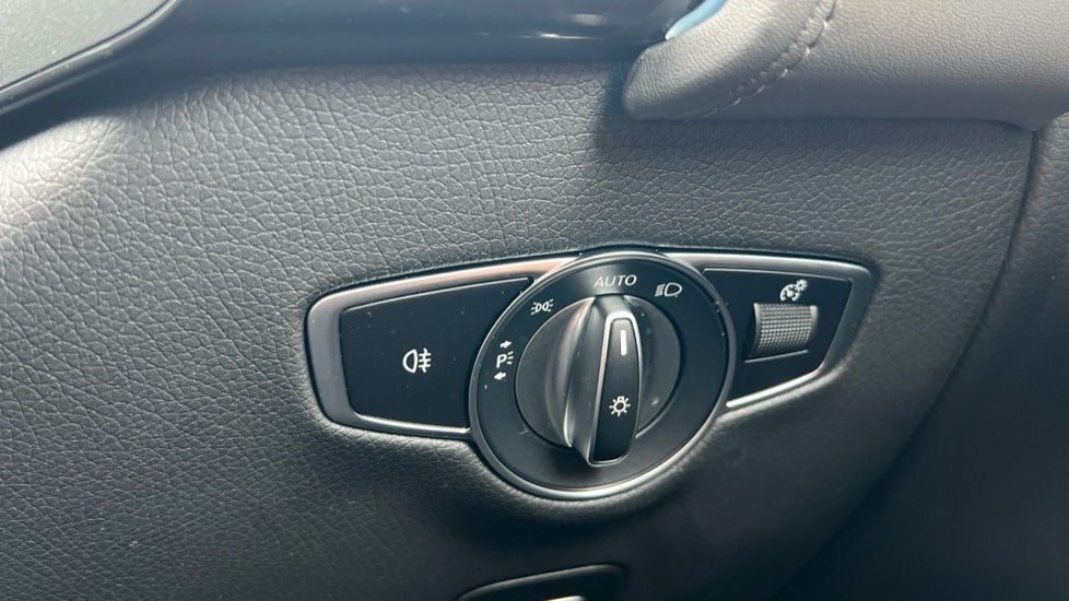 Used Mercedes-Benz EQC 2023 for sale - 76552465: Photo 38