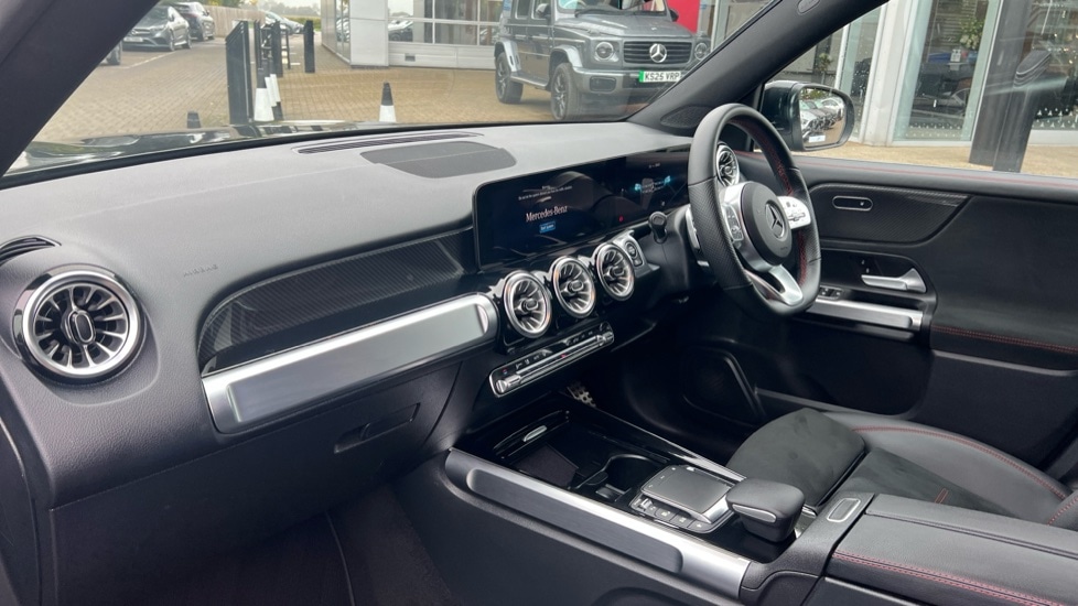 Used Mercedes-Benz GLB 2023 for sale - 77063279: Photo 11