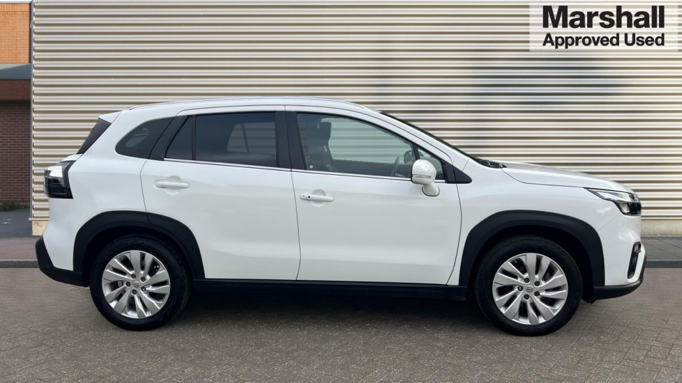 Used Suzuki SX4 S-Cross 2023 for sale - 76248608: Photo 2