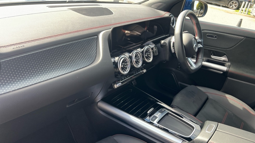 Used Mercedes-Benz EQA 2024 for sale - 75959605: Photo 11