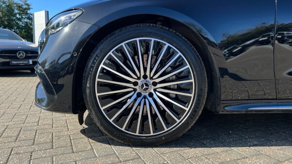Used Mercedes-Benz E-Class 2024 for sale - 76130615: Photo 25