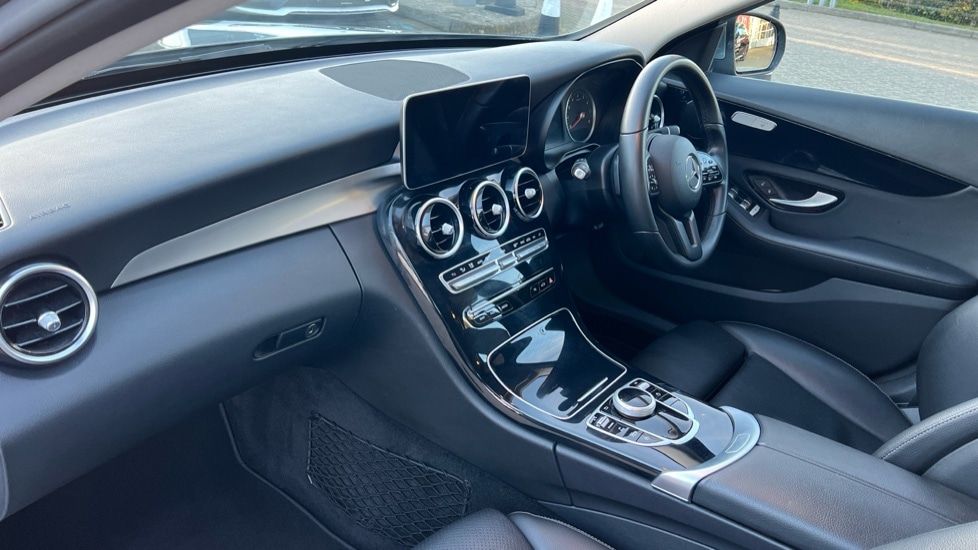 Used Mercedes-Benz C Class 2019 for sale - 76668170: Photo 11